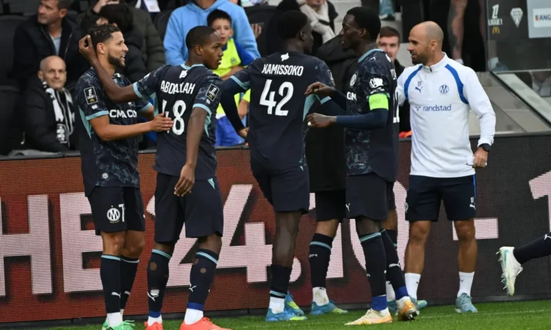 «الدوري الفرنسي»: ثلاثة أهداف عربية في اكتساح مرسيليا لأنجيه بخماسية