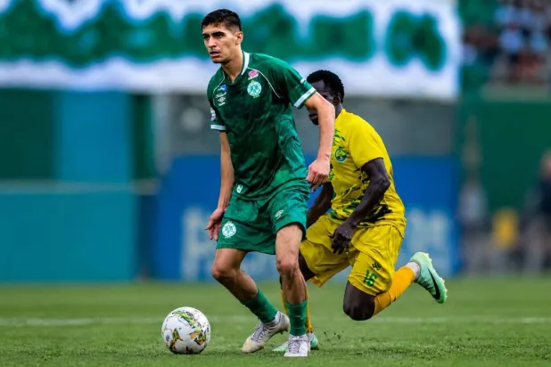 «الكونفدرالية الأفريقية»: الرجاء المغربي يخطف التعادل من واريورز النيجيري