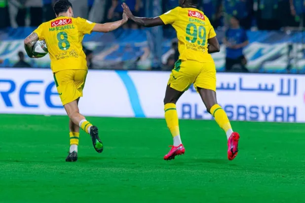 الخليج يقلب الطاولة على الفتح بثلاثية مثيرة في الدوري السعودي