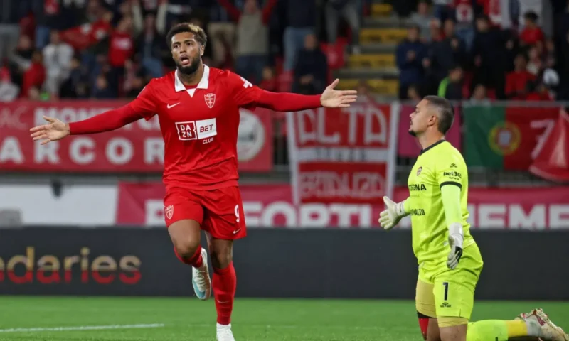 «الدوري الإيطالي»: مونزا يقسو على كالياري برباعية