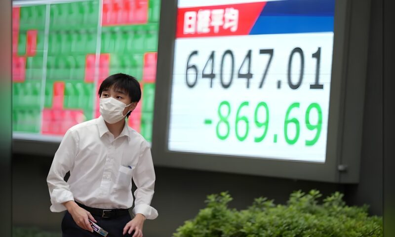 بورصة طوكيو تتراجع وسط قلق المستثمرين من التضخم ومسار الفائدة