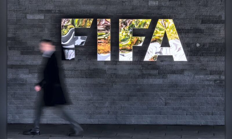 61 % من اتحادات «فيفا» لا تكشف عن حساباتها المالية