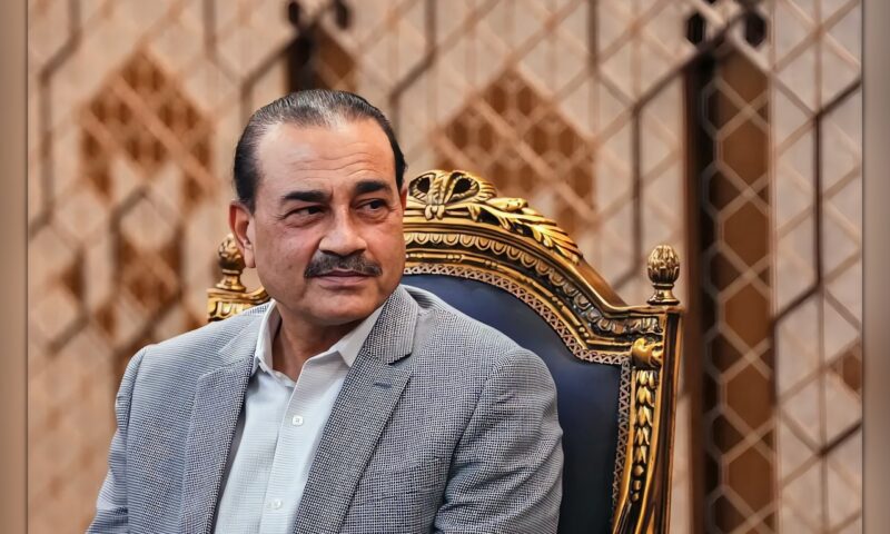 عاصم منير في طهران لإحياء الوساطة