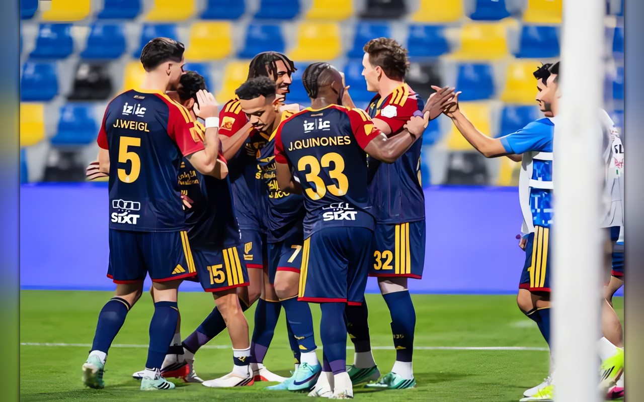 الدوري السعودي: القادسية يخطف القمة قبل موقعة الهلال المرتقبة