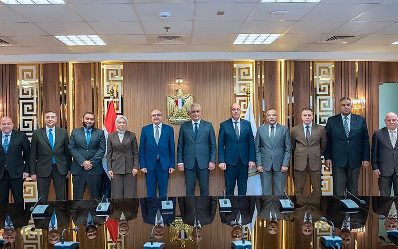 الإنتاج الحربي والمقاولون العرب يوقعان مذكرتي تفاهم لتعزيز التصنيع المشترك والتوسع بالأسواق الأفريقية
