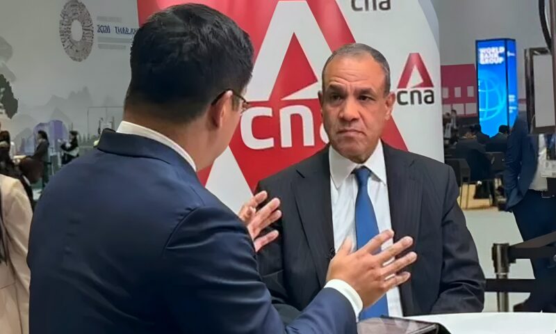 وزير الخارجية يجري حوارا مع قناة”CNA” التايلاندية