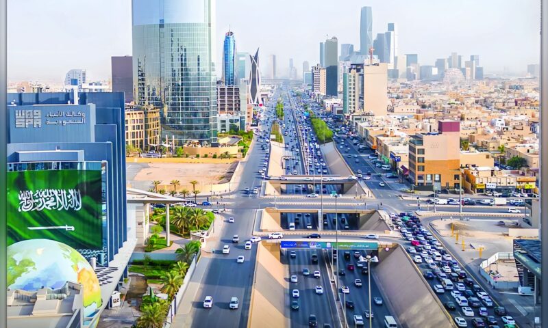 صندوق النقد: الأنشطة غير النفطية تعزز قدرة الاقتصاد السعودي على مواجهة الاضطرابات