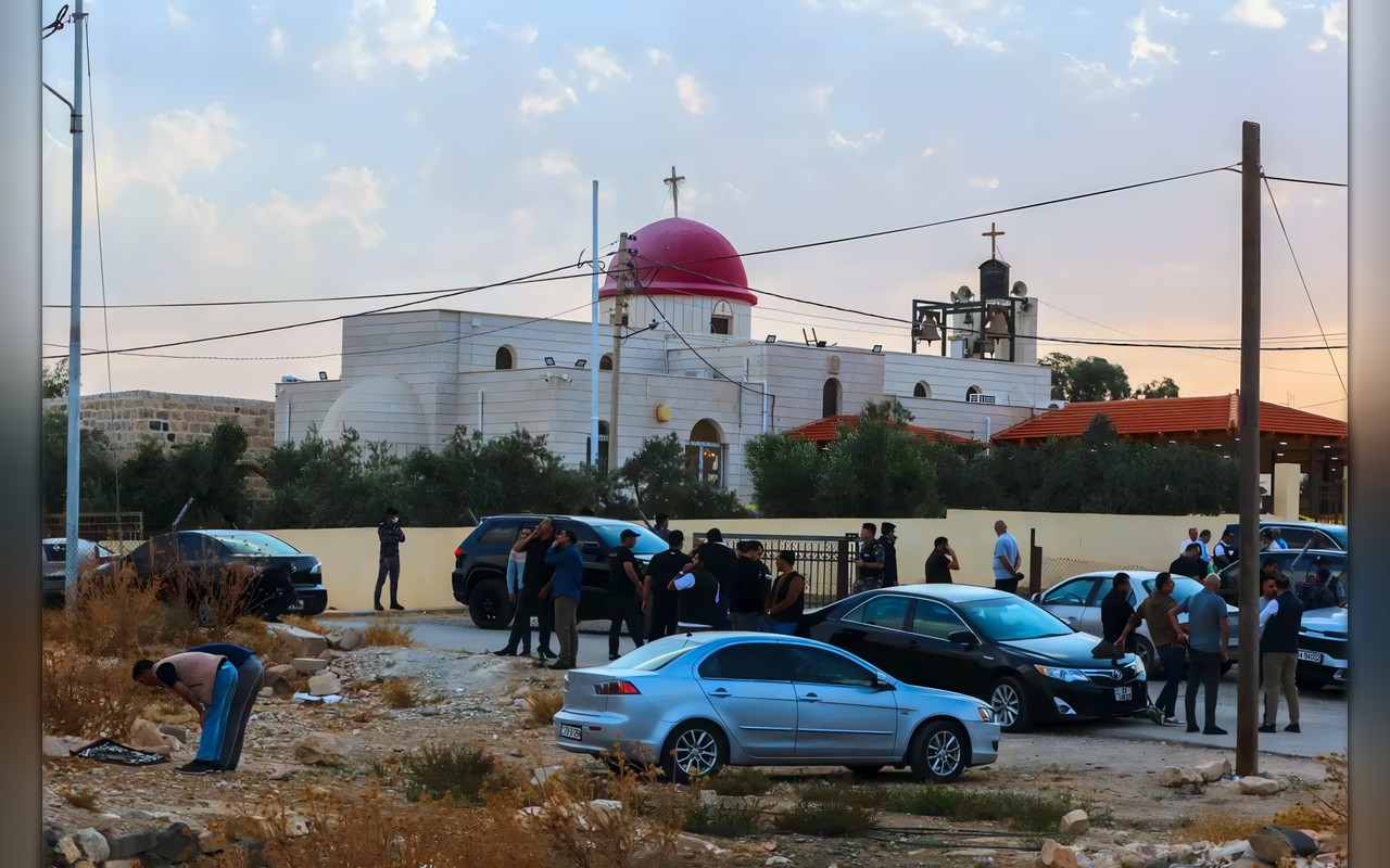 هجوم إرهابي على كنيسة في الكرك يوقع عشرات الضحايا