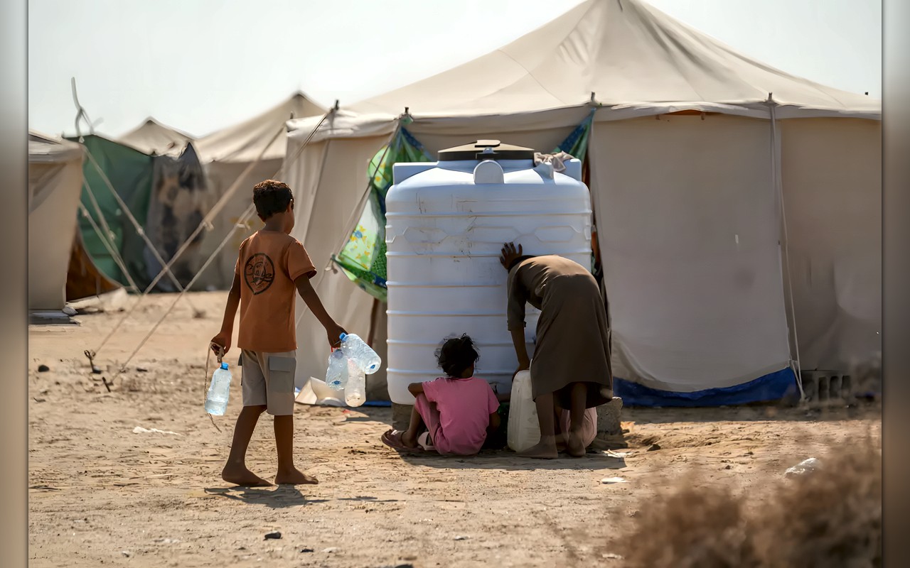 نازحو لحج بين قسوة النزوح وشح المساعدات الإنسانية