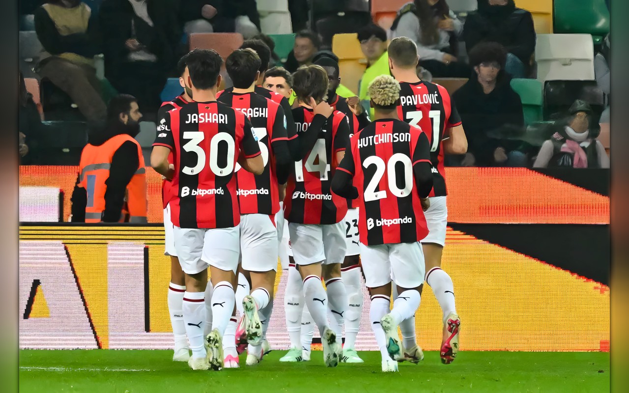 «الدوري الإيطالي»: ميلان يحقق فوزاً ثميناً في معقل أودينيزي