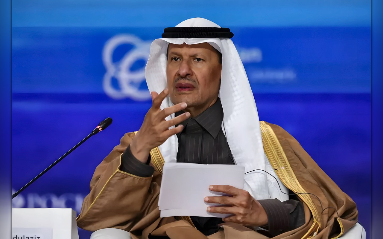 عبد العزيز بن سلمان: السعودية تواصل إمداد الأسواق بالطاقة رغم التحديات