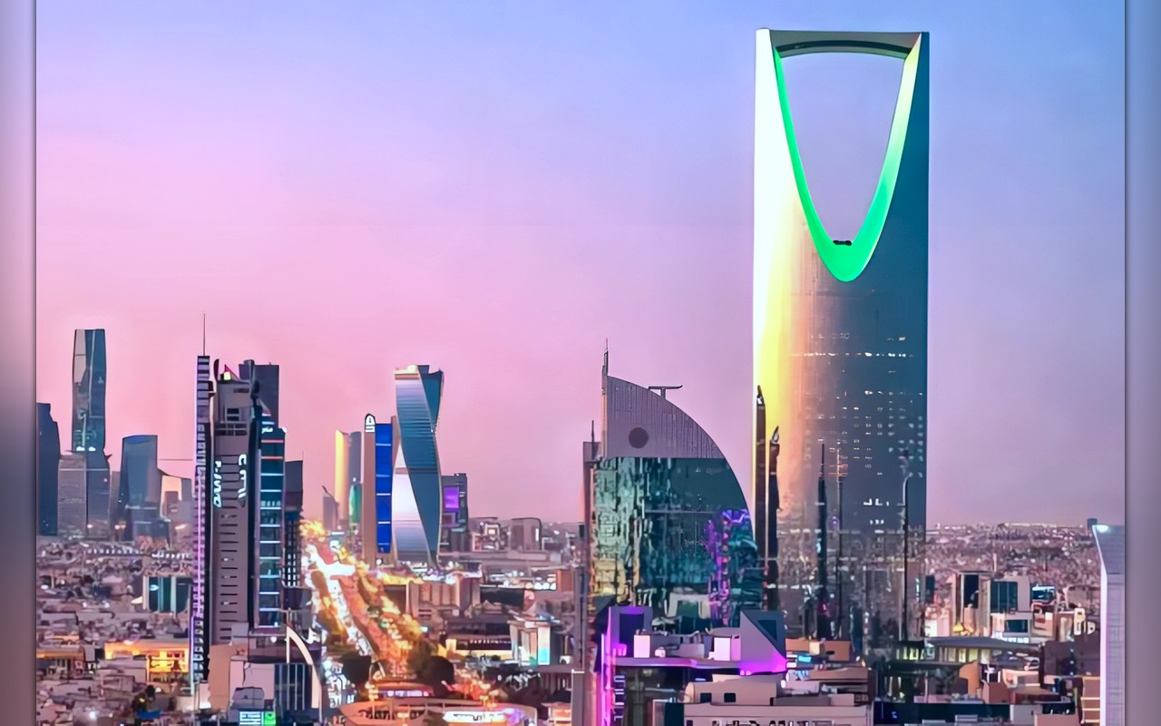 السعودية تطلق خدمة «أبشر سفر للزوار» للقادمين عبر المنافذ البرية