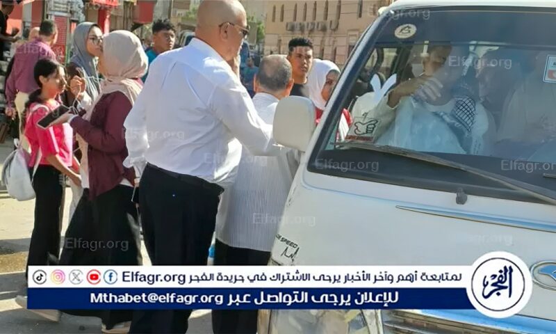 حملة مكبرة لإدارة المواقف على خطوط السرفيس لضبط المخالفات وتحقيق الانضباط المروري