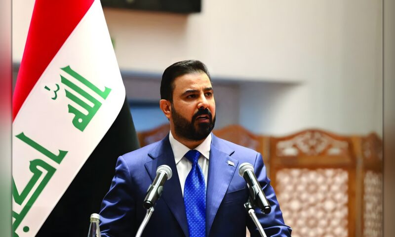 الزيدي يعفي عشرات المستشارين لـ«ترشيق الحكومة»