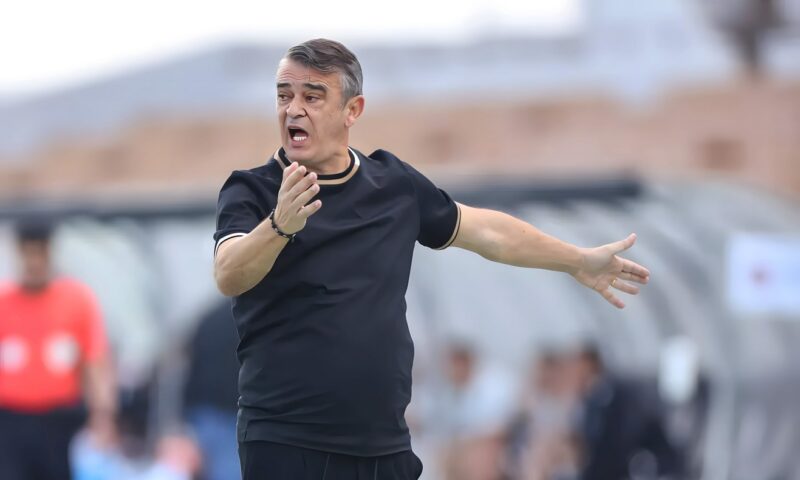 مدرب أبها: لا أحد يستطيع لوم اللاعبين!