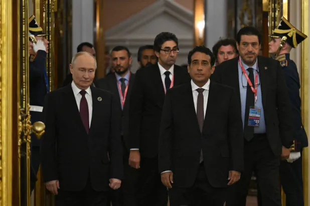 روسيا تزاحم المبادرات الأميركية والأممية للحل في ليبيا