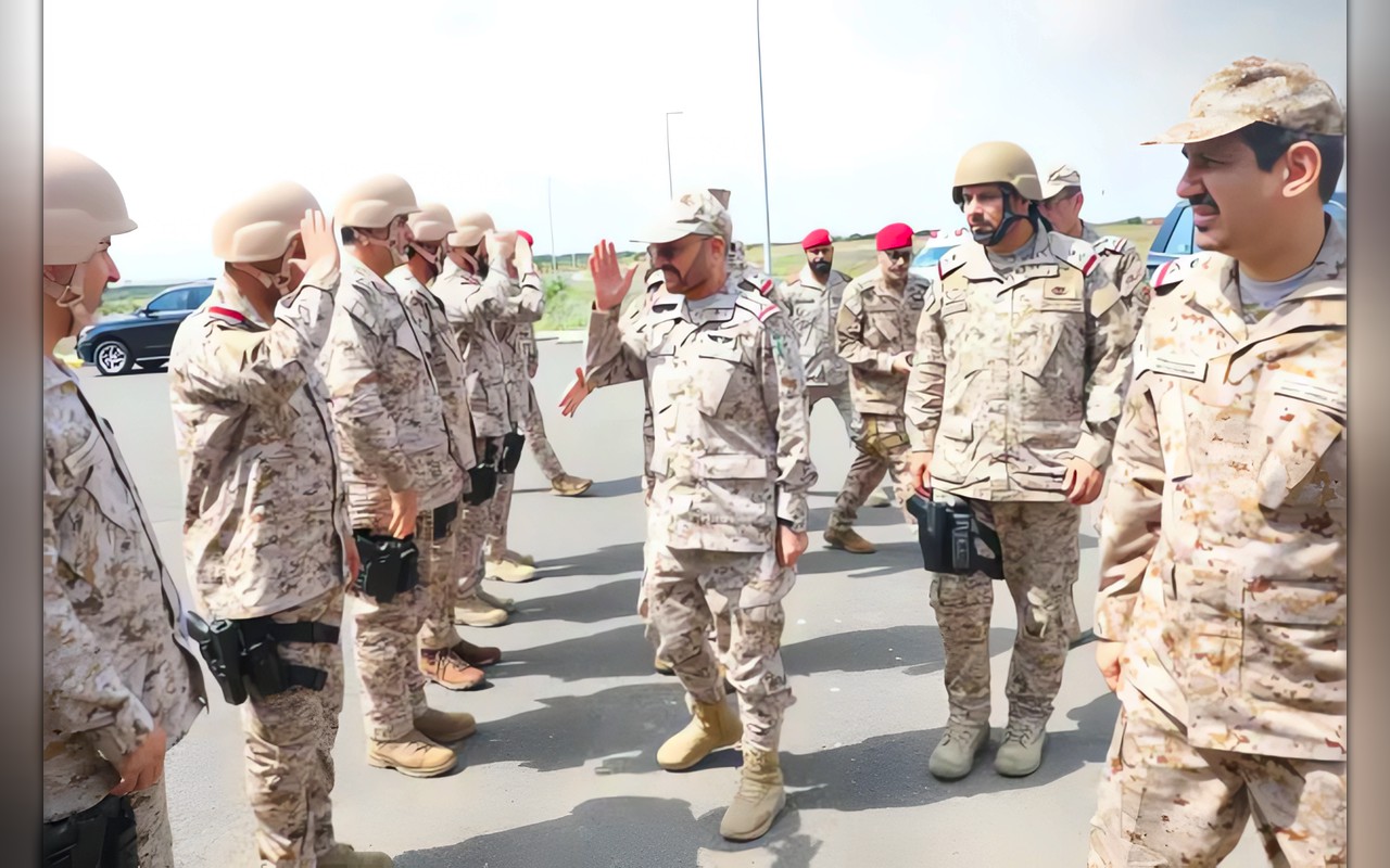 رئيس الأركان العامة السعودي يزور الوحدات العسكرية بالمنطقة الجنوبية
