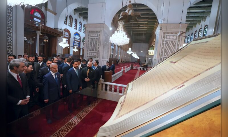 الشرع يفتح أبواباً للشراكة مع بغداد