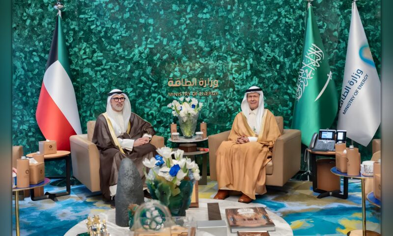 السعودية والكويت تبحثان تعزيز التعاون في مجالات الطاقة والصناعة والتعدين