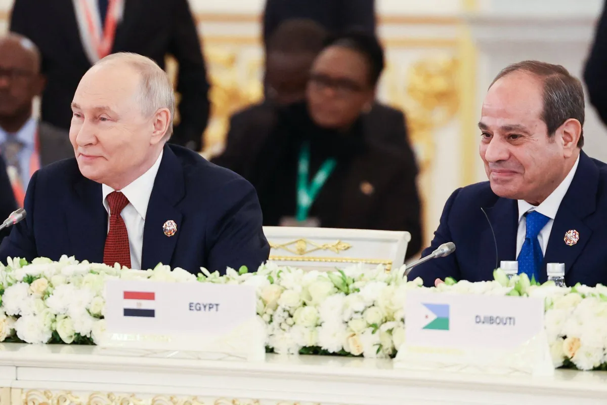السيسي: المياه العابرة للحدود يجب أن تكون جسراً للتعاون لا سبباً للنزاع