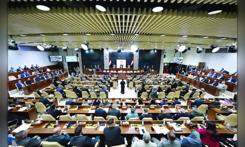 أحكام بالسجن على سياسيين عراقيين في قضية «فساد نفطي»