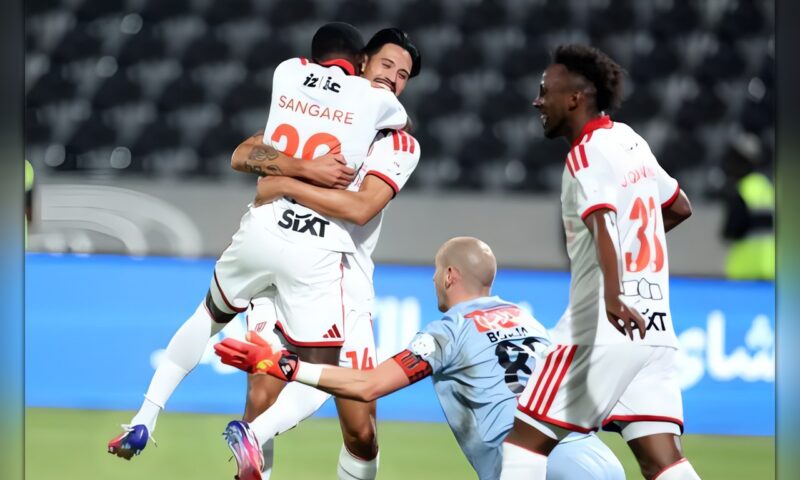 القادسية يقسو على الرياض بسداسية ويعزز صدارته للدوري السعودي