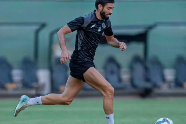 الشباب المتحفز يصطدم بجموح الأهلي… والاتحاد ضيفاً على أبها