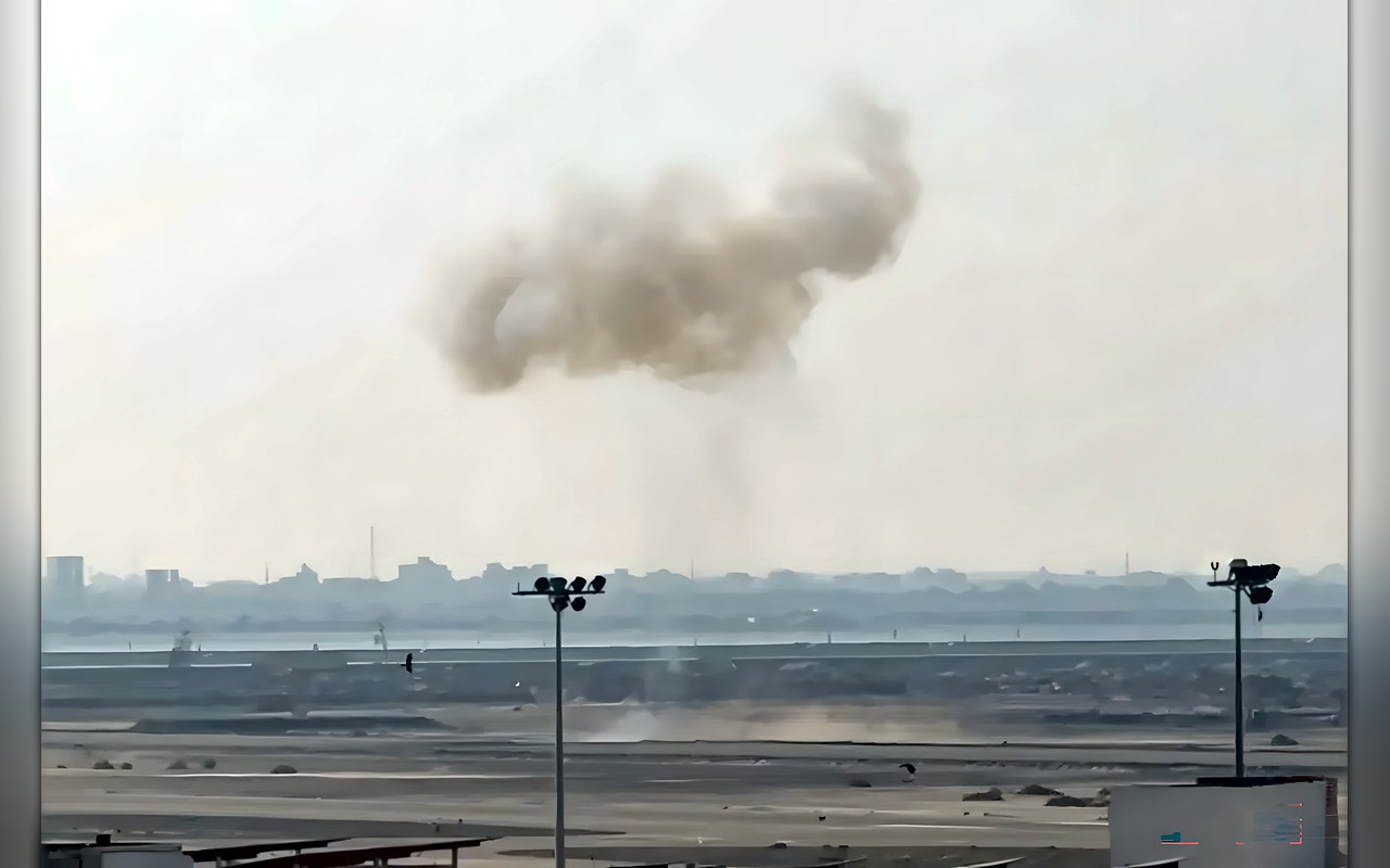 هجوم حوثي يستهدف مطار عدن وقصر معاشيق
