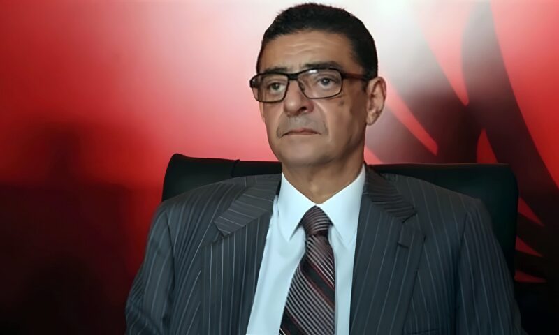 رسالة مؤثرة من الأهلي إلى محمود طاهر رئيس النادي السابق