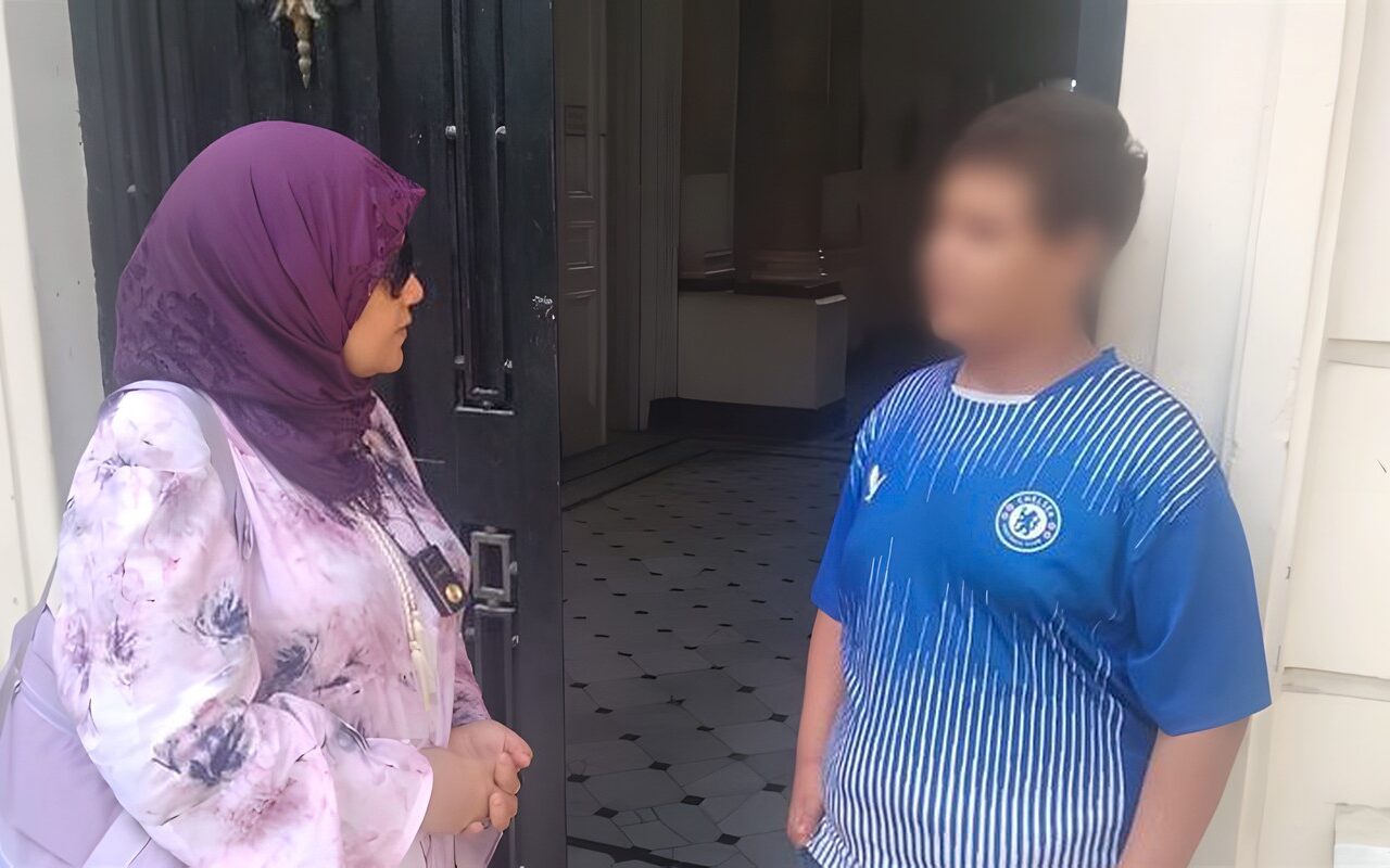 بعد 3 أشهر بالشارع، التضامن الاجتماعي بالإسكندرية تنجح في لم شمل طفل بأسرته