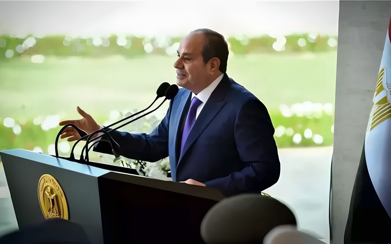 رسائل قوية من السيسي أبرزها، تفاصيل جلسة أمن الوطن والمواطن بمنتدى مصر