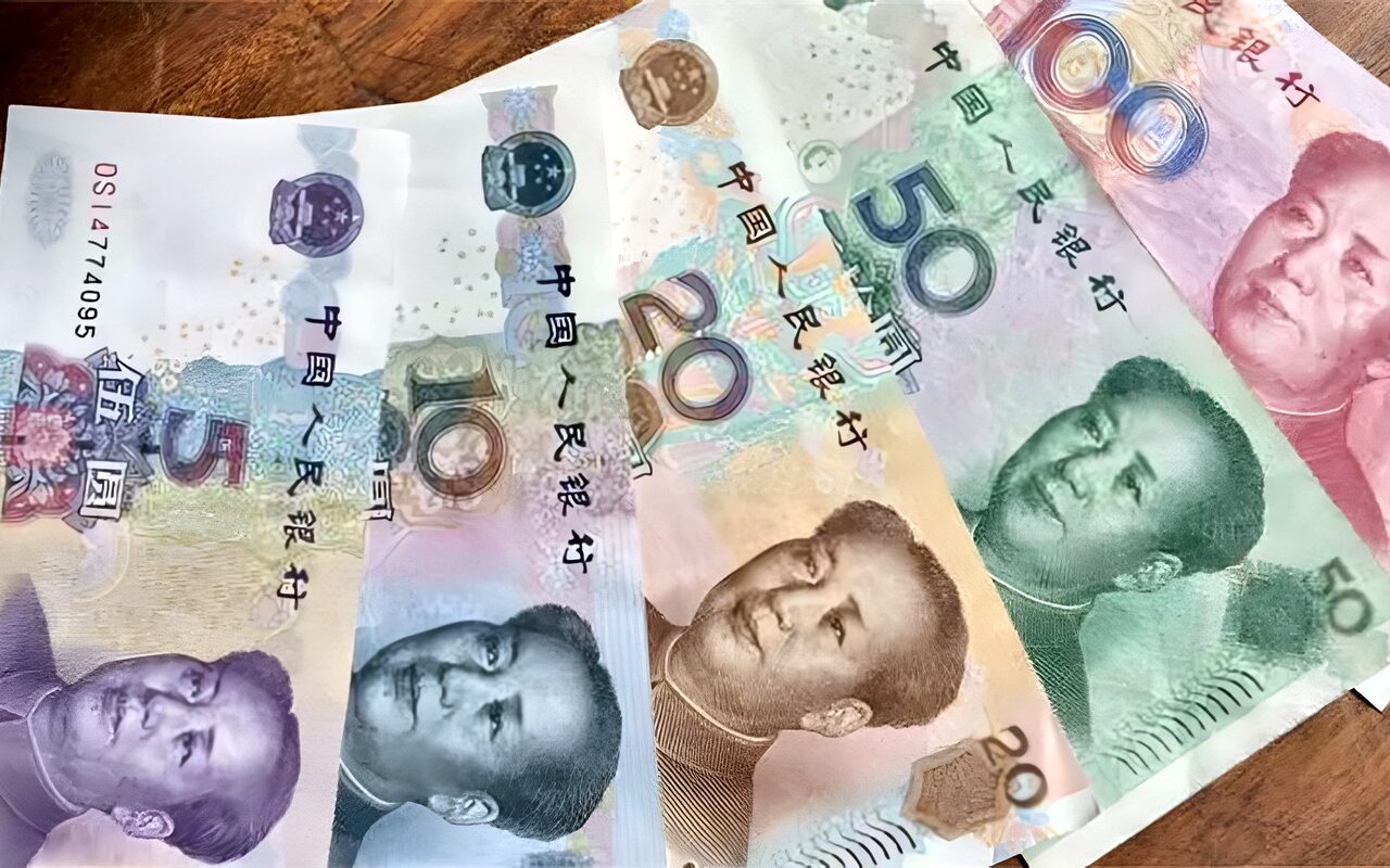 ارتفاع سعر اليوان الصيني مقابل الجنيه في البنوك المصرية بتعاملات مساء الخميس