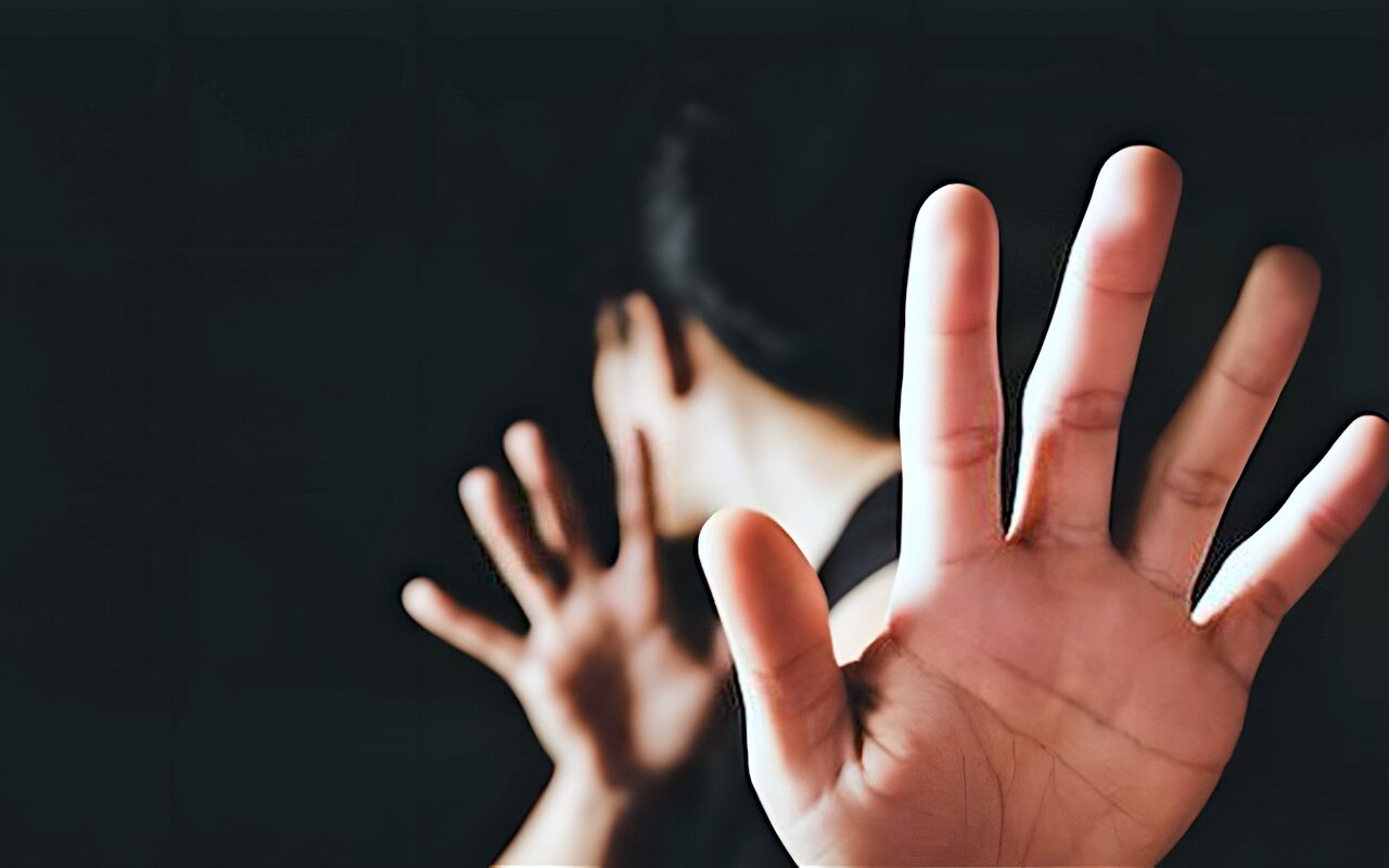 من التحرش إلى القتل.. جرائم صادمة تكشف خطورة الاعتداء على النساء والفتيات.. مصادر توضح أسبابها وطرق مواجهتها