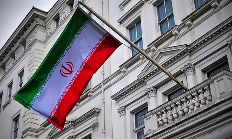 إيران: إعدام محتجز على خلفية احتجاجات يناير