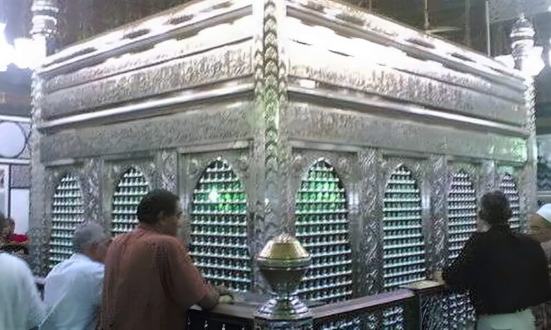 الطرق الصوفية تحتفل بالليلة الختامية لمولد الإمام الحسين اليوم