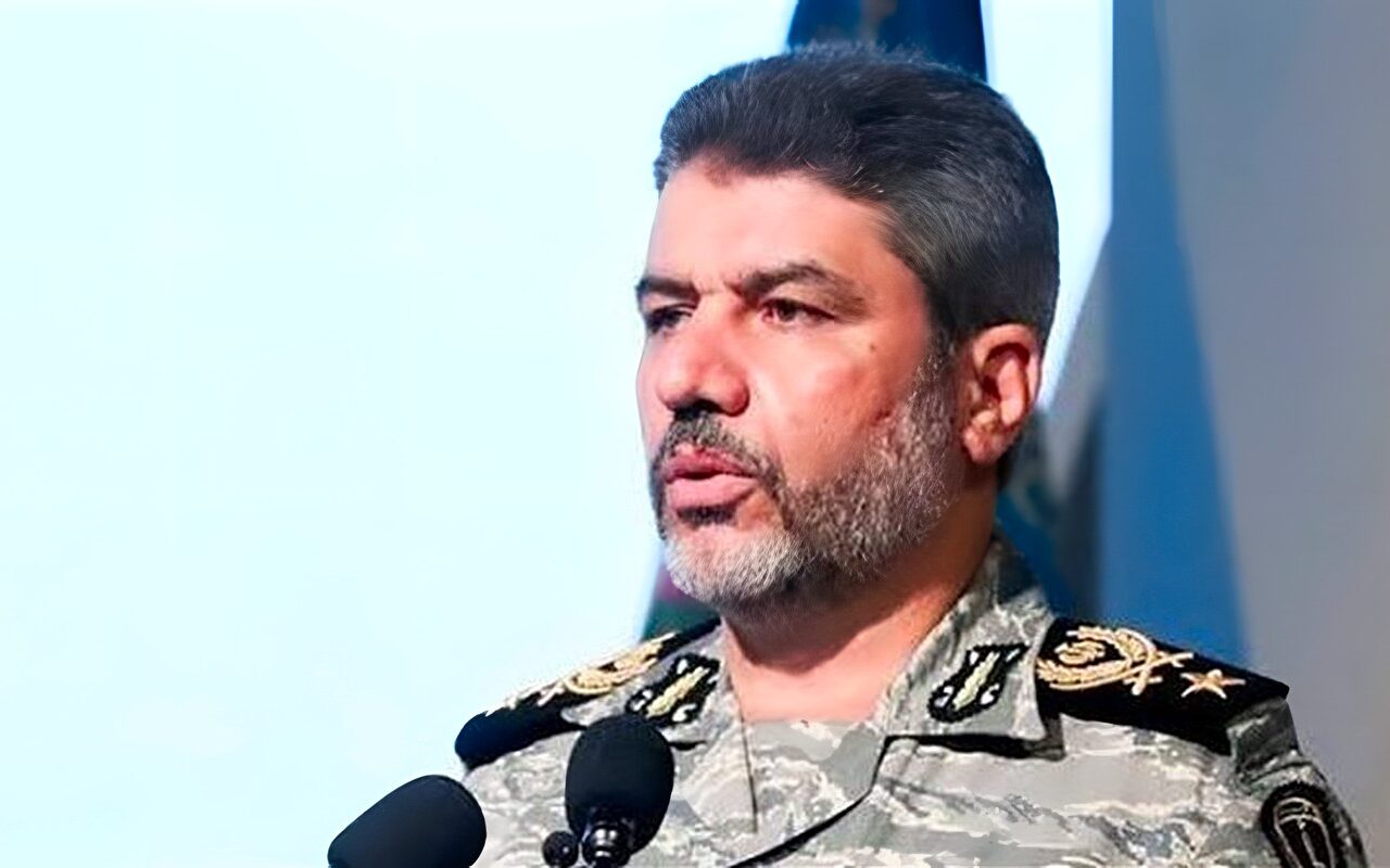 الجيش الإيراني: نمتلك مخزونا ضخما من المعدات العسكرية الحديثة يتضمن صواريخ ومسيّرات متطورة