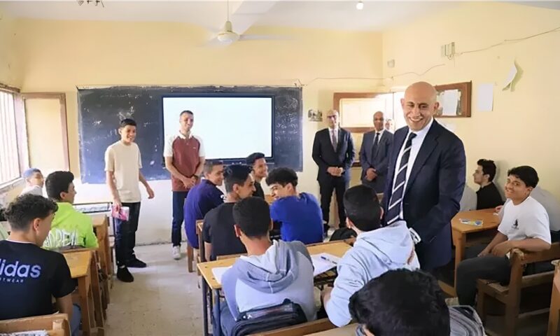 خبير تربوي يكشف أبرز الضغوط والتحديات التي تواجه طالب البكالوريا