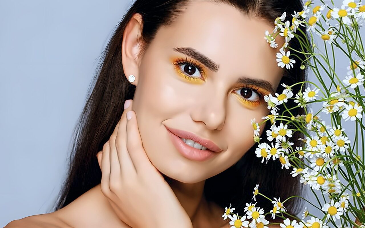 فوائد البابونج للبشرة الحساسة وطرق استخدامه للعناية بها