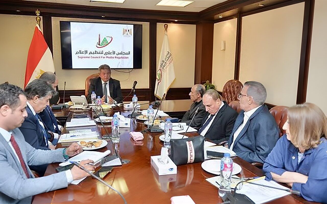 الأعلى للإعلام: استدعاء الممثل القانوني لقناة “الحدث اليوم” لجلسة استماع بسبب مخالفات بعض البرامج