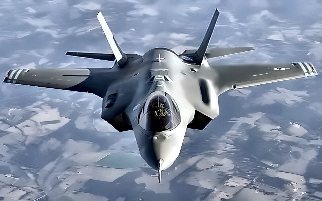 بريد إلكتروني مُهمَل يهدد أسرار F-35.. كيف وصلت أجزاء حساسة من  المقاتلة الأمريكية إلى  الصين؟