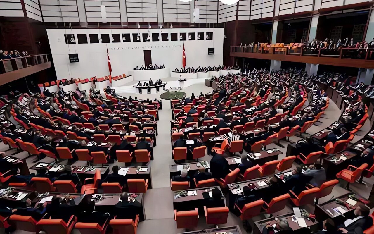 رئيس البرلمان التركي: لا قيمة للاعتراضات الخارجية على الاتفاق البحري مع ليبيا