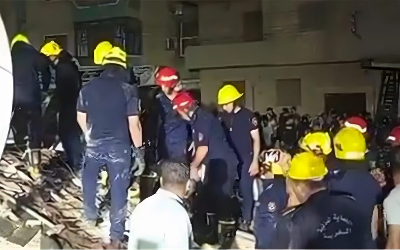 استمرار أعمال رفع أنقاض عقار طنطا المنهار (فيديو)