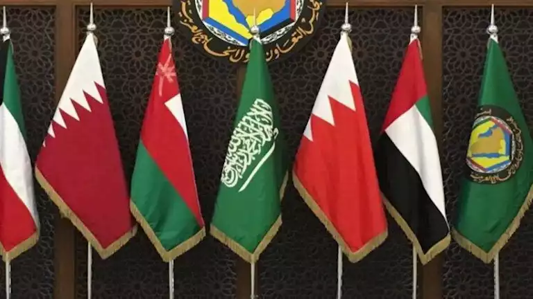 مجلس التعاون الخليجي يعلن تفعيل “الدفاع المشترك” لردع إيران والحوثيين
