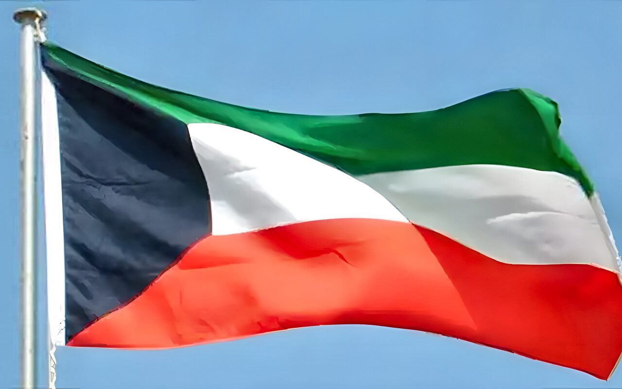 الكويت تسحب الجنسية من 415 شخصًا