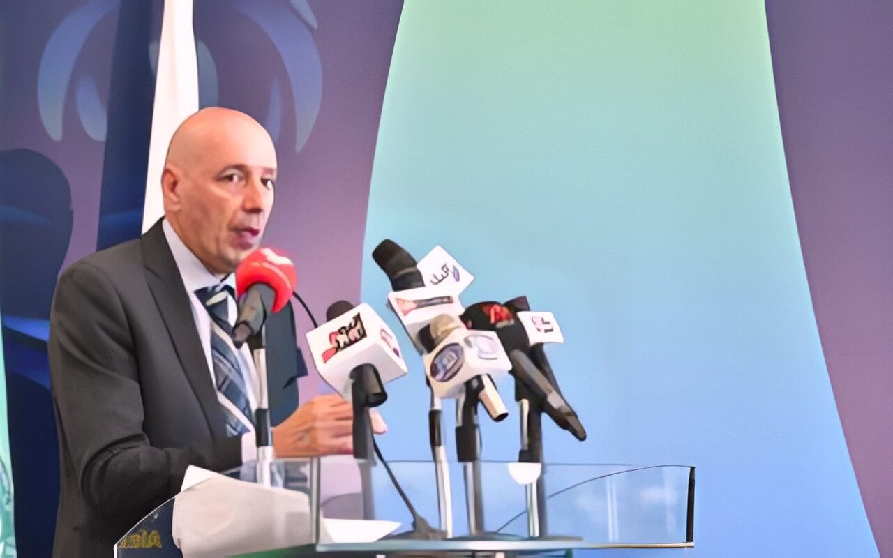 شريف العريان: تكريم فخامة الرئيس لأبطال الخماسي الحديث وسام على صدورنا
