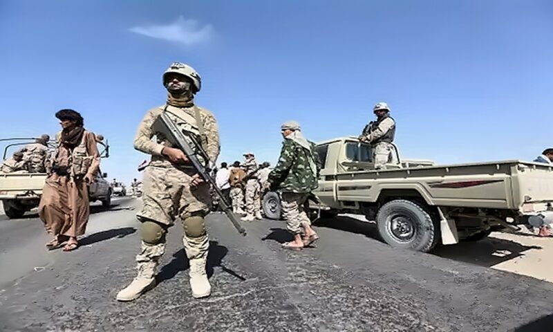 مع انطلاق “معركة التحرير”.. الجيش اليمني يدعو الحوثيين لإلقاء السلاح