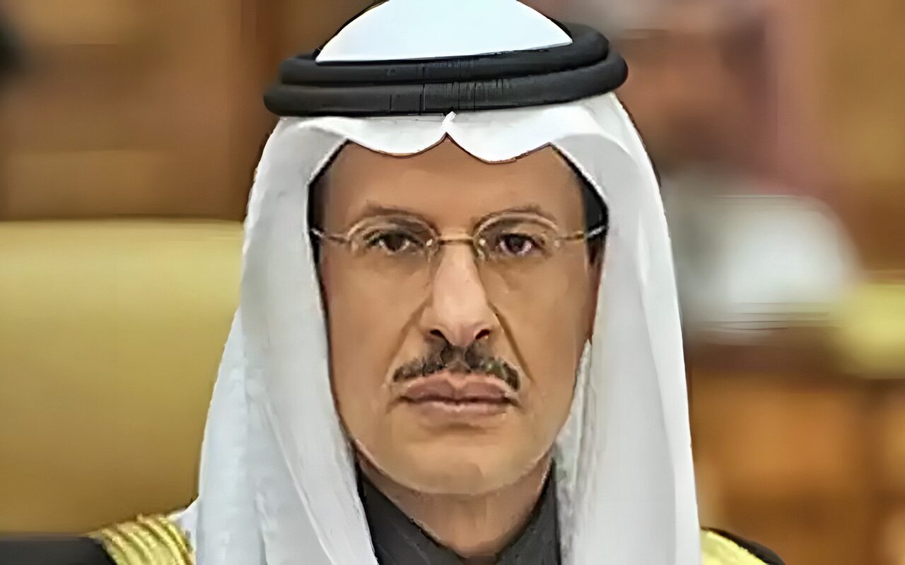 بعد هجمات الحوثيين.. مسؤول سعودي: علينا التعامل مع التطورات الحالية برد يتناسب مع خطورتها