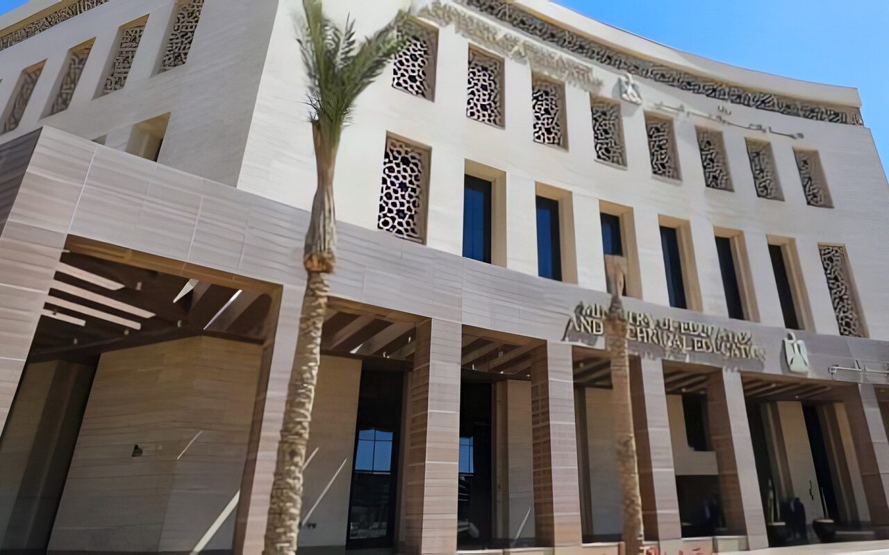 البكالوريا المصرية والثانوية العامة.. ما الفرق فى توزيع الدرجات؟