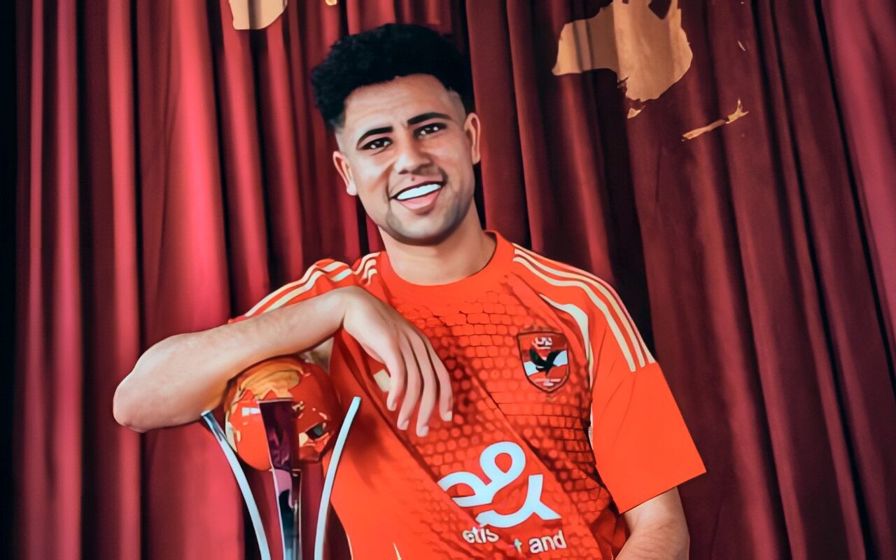 رضا سليم يقترب من العودة للدوري المغربى بعد تلقيه إخطار الرحيل عن الأهلى