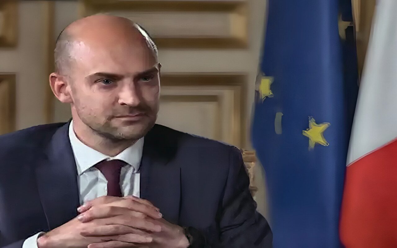 فرنسا تخصص مساعدات إنسانية إضافية لليمن